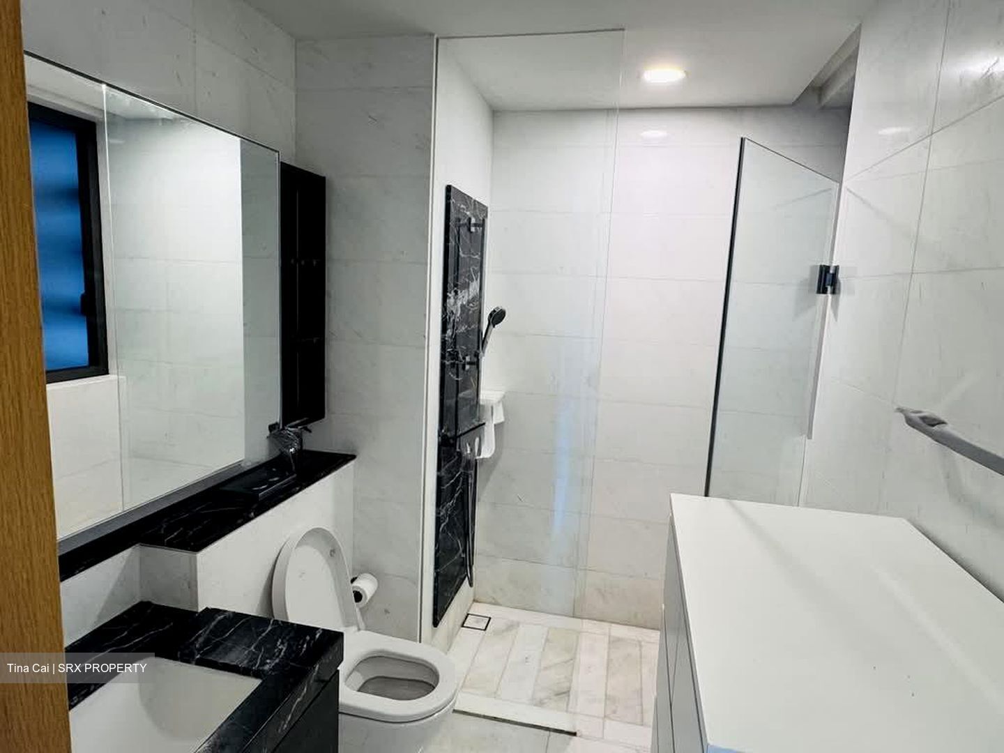 Marina One Residences (D1), Apartment #558573061